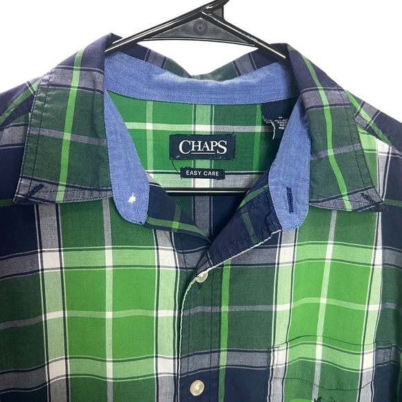 !SOLD! CHAPS Men Green Plaid Casual Button Down Short Long Sleeves size Medium - Picture 3 of 9